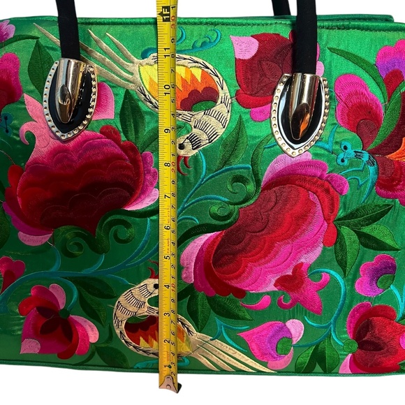 Handcrafted Floral Embroidered Shoulder Green Tote Bag – Unbranded, New - Picture 10 of 11